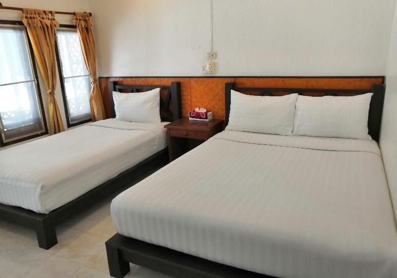 스탠다드 트리플 룸, Sairee Hut Resort Koh Tao