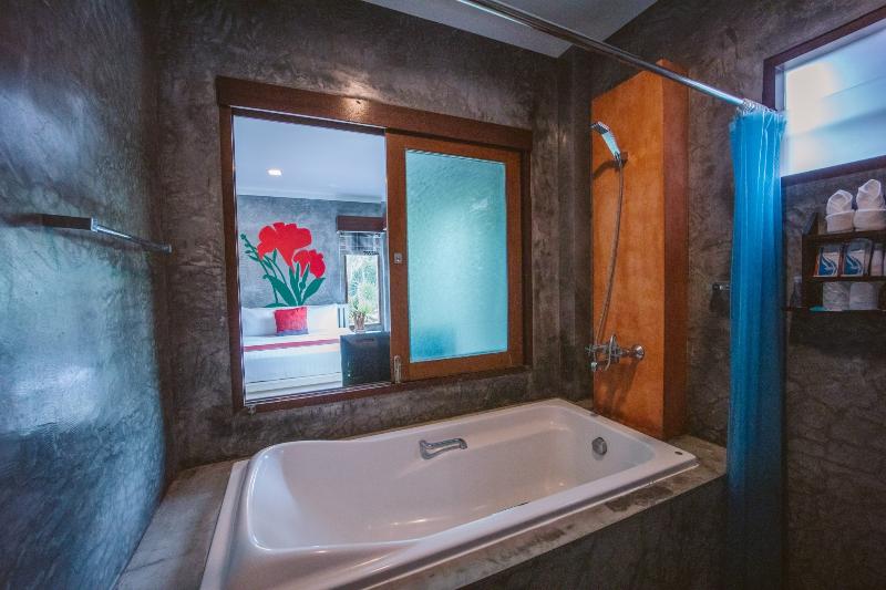 Deluxe Szoba, Sairee Hut Resort Koh Tao