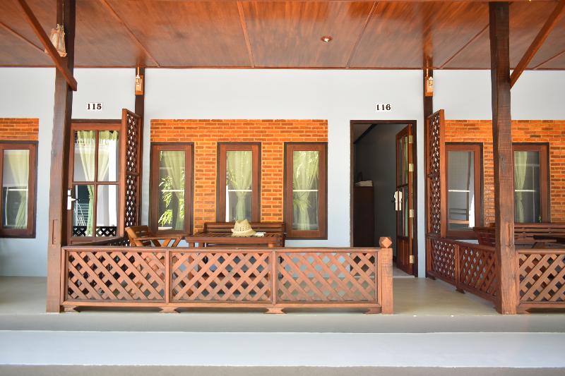 Номер Стандарт, Sairee Hut Resort Koh Tao