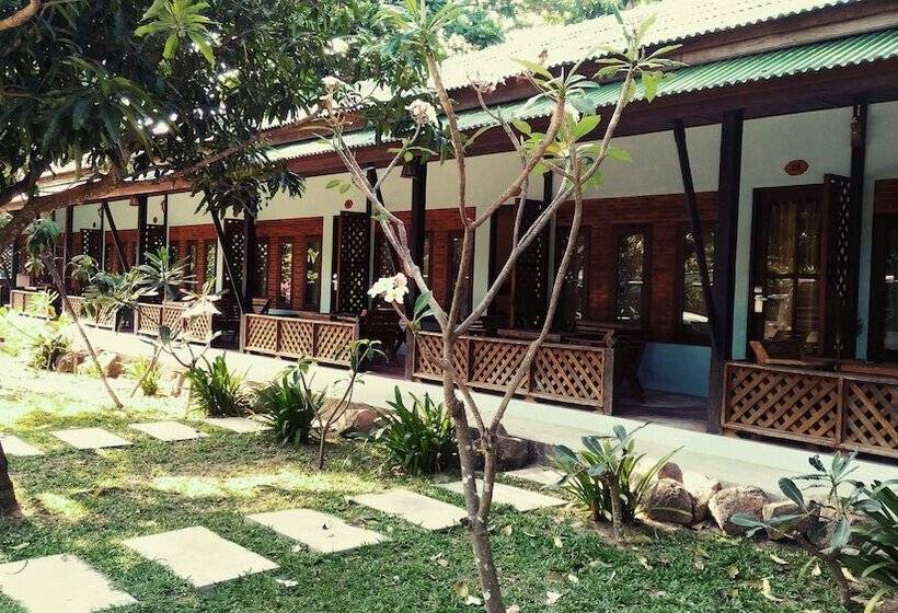 Номер Стандарт, Sairee Hut Resort Koh Tao