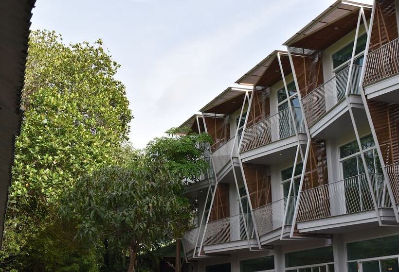 패밀리 룸, Sairee Hut Resort Koh Tao