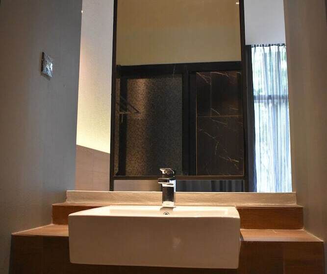 수피리어 룸, Sairee Hut Resort Koh Tao