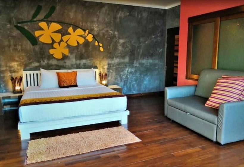 Medencére Néző Deluxe Szoba, Sairee Hut Resort Koh Tao