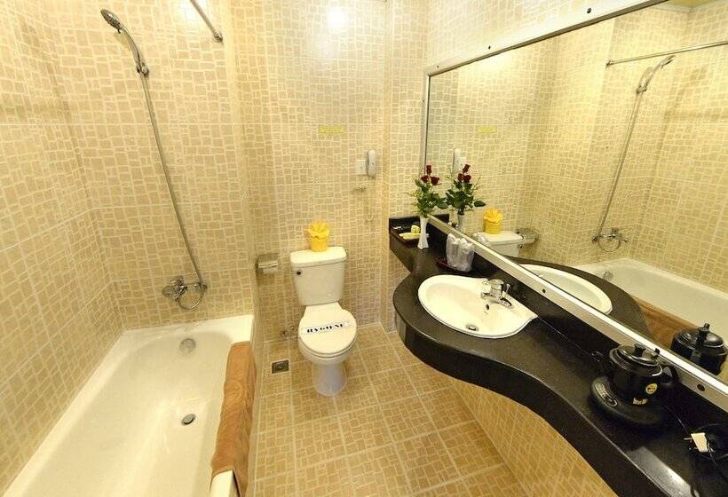 سوئیت رویال, Thanh Lich Royal Boutique