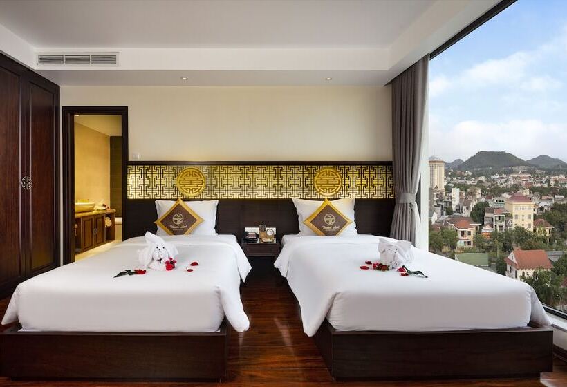 استودیوی پریمیوم, Thanh Lich Royal Boutique