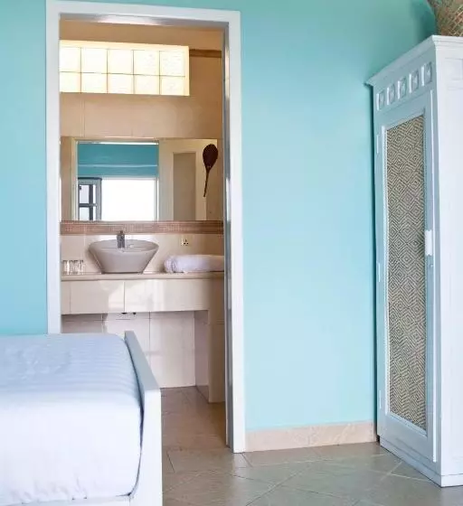 اتاق استاندارد, The Beach House