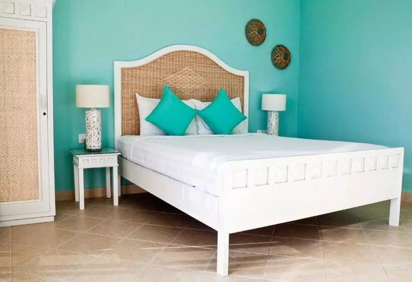 اتاق استاندارد, The Beach House