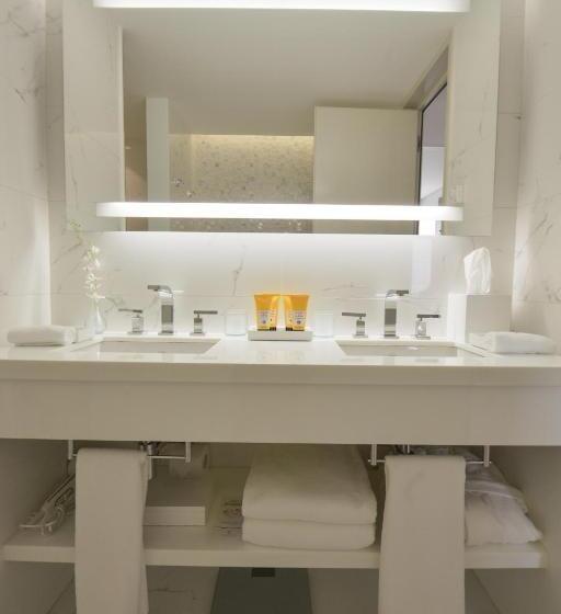 جناح سوبيريور مطل علي البحر, The Grand