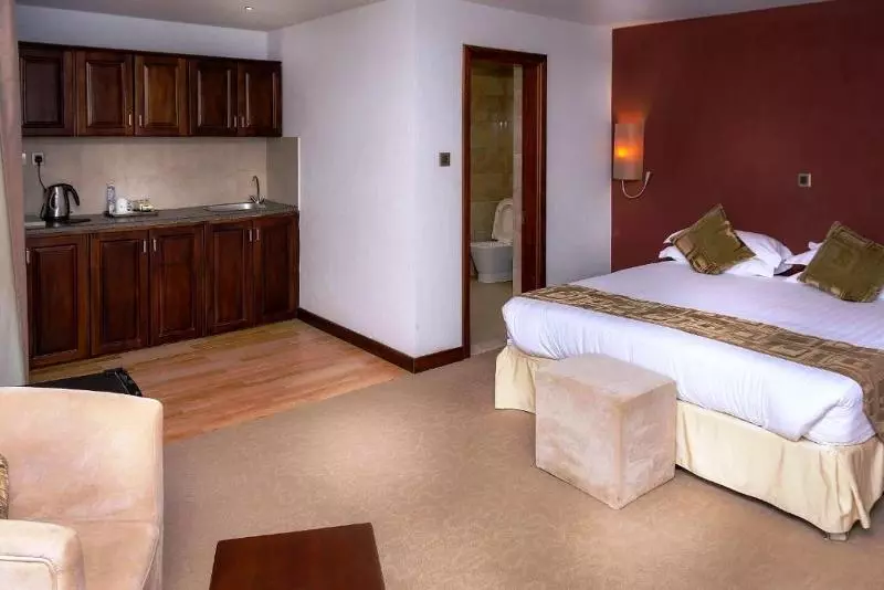 اتاق استاندارد, Imperial Heights Hotel, Entebbe