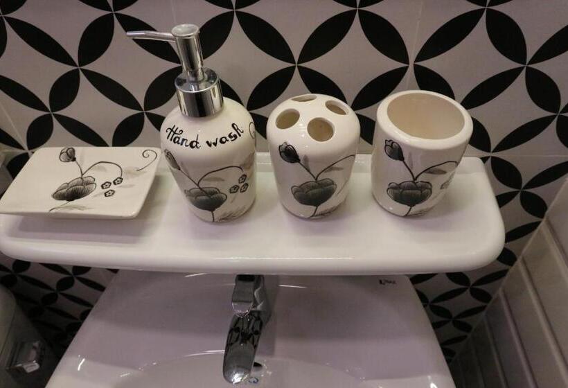 اتاق استاندارد, Long Hostel