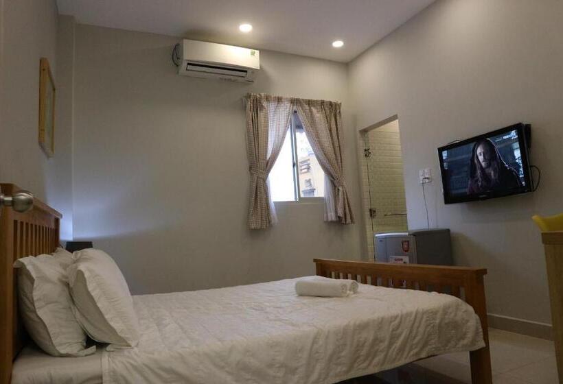 اتاق استاندارد, Long Hostel