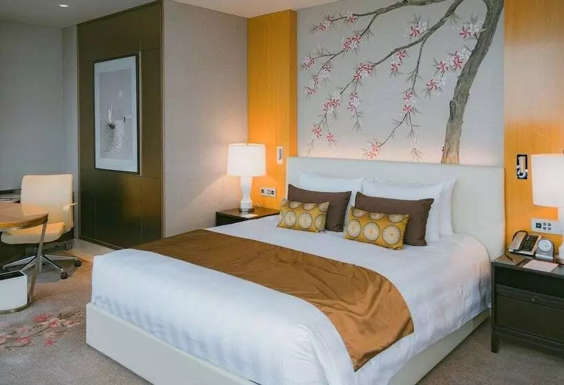 سوئیت جونیور با تخت بزرگ, Lotte Hotel Hanoi