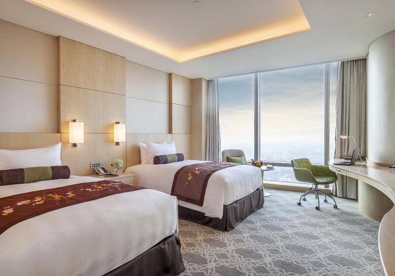 اتاق کلاب, Lotte Hotel Hanoi