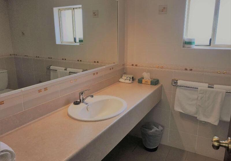 سوییت جونیور, Lotte Hotel Hanoi