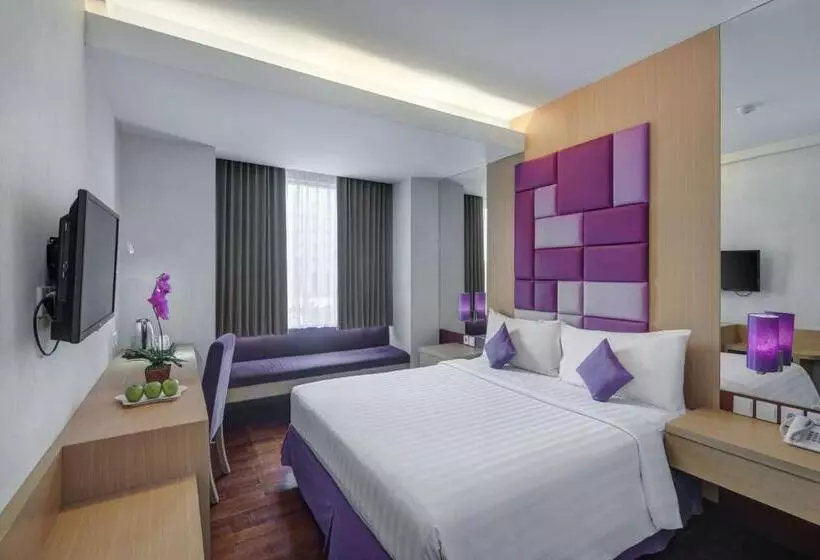 デラックスルーム, Quest Hotel Darmo   Surabaya By Aston