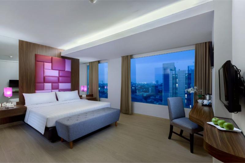 اتاق لوکس, Quest Hotel Darmo   Surabaya By Aston