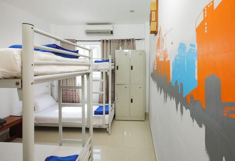 تختخواب در اتاق مشترک, Saigon Backpackers Hostel   Bui Vien