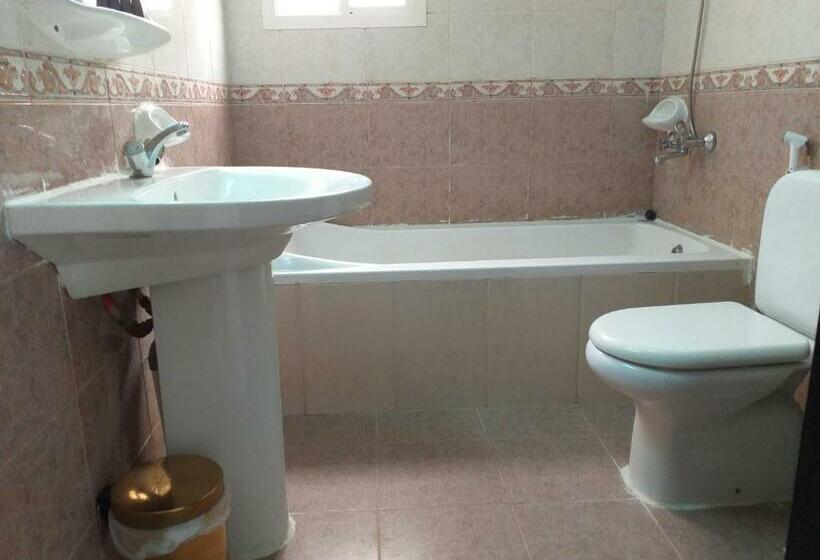 سوییت جونیور با چشم‌انداز دریا, Salalah Beach Resort   Villas