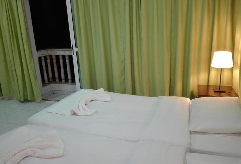 اتاق استاندارد با چشم‌انداز دریا, Salalah Beach Resort   Villas