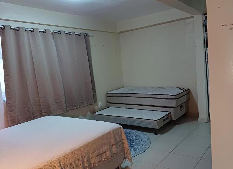 سوییت خانوادگی, Casa Familiar Estaleiro