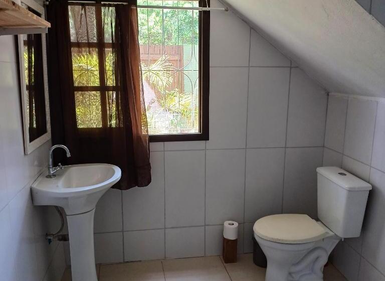 سوییت خانوادگی, Casa Familiar Estaleiro