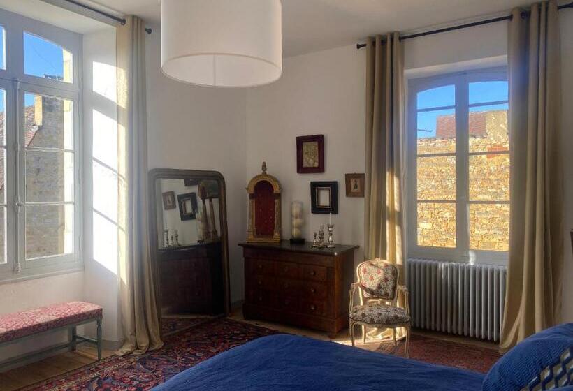 Номер Стандарт Вид на Сад, Maison Maleville