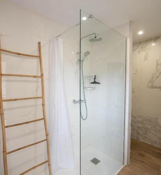 ガーデンビュースタンダードルーム, Maison Maleville