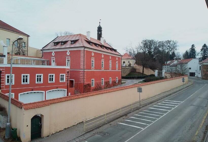 家庭套房, Antonio Residence