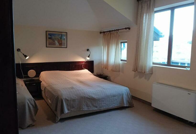 חדר משפחתי, конна база и къща за гости дворене