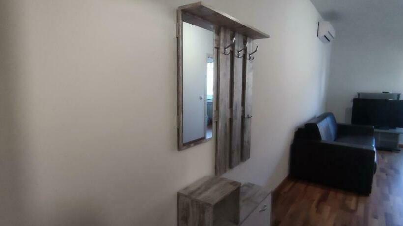 1ベッドルームアパートメント, Da Jm