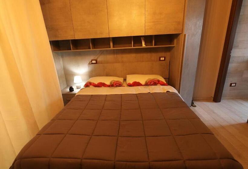 Номер Стандарт, Petite Maison