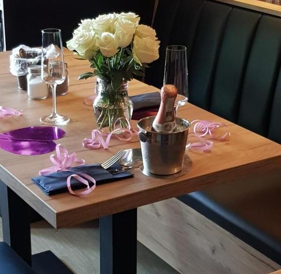 דירת חדר נוף לגינה, Gasthaus Paula