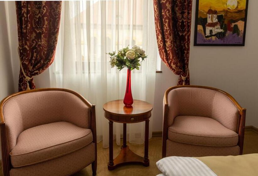 غرفة قياسية سرير كينج, Carolina Heritage