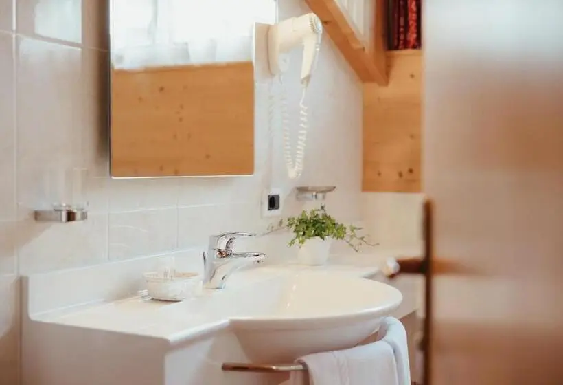 バルコニー付きスタンダードステューディオ, Oberaldoss Residence Wellness