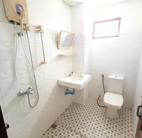 اتاق استاندارد, Manilath Guesthouse