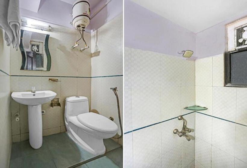 اتاق کلاسیک سه تخته, Flagship Chaudhary Palace Near Lotus Temple