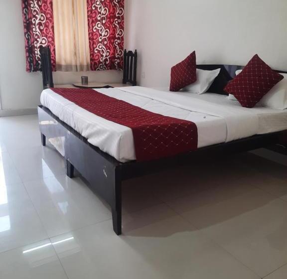 חדר סטנדרט עם מיטת קינג, Great Punjab