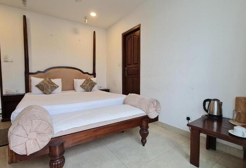 Standard Værelse m. Balkon, Quick Stop Inn