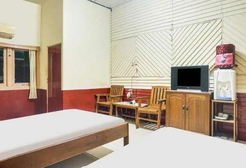 Basic-huone, Spot On 91833  Anggrek Daqu Syariah Kapuas