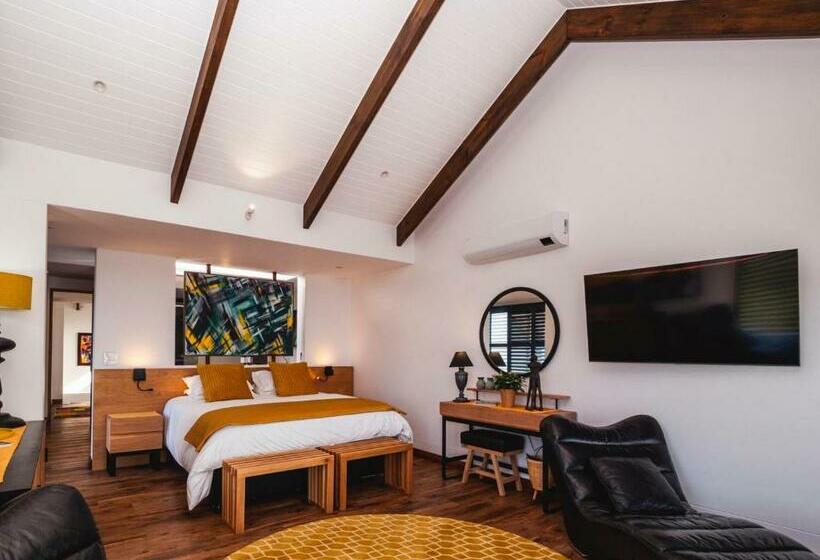 带大床的高级房间, Boutique Ocean Views   Incorporating Wendy S
