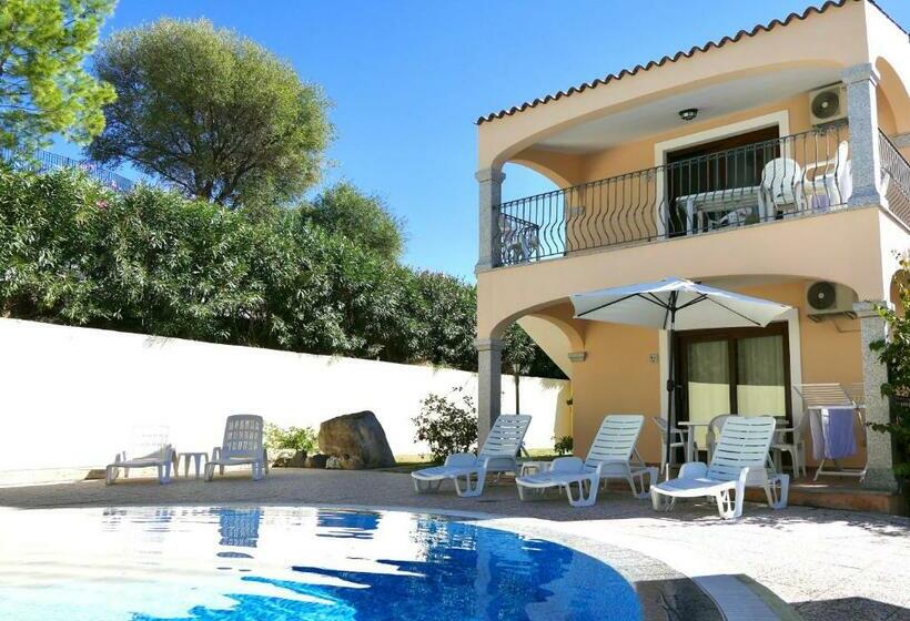 海の見える１ベッドルームアパートメント, Residence Con Piscina A Badesi, Appartamenti Con Wifi E A.c