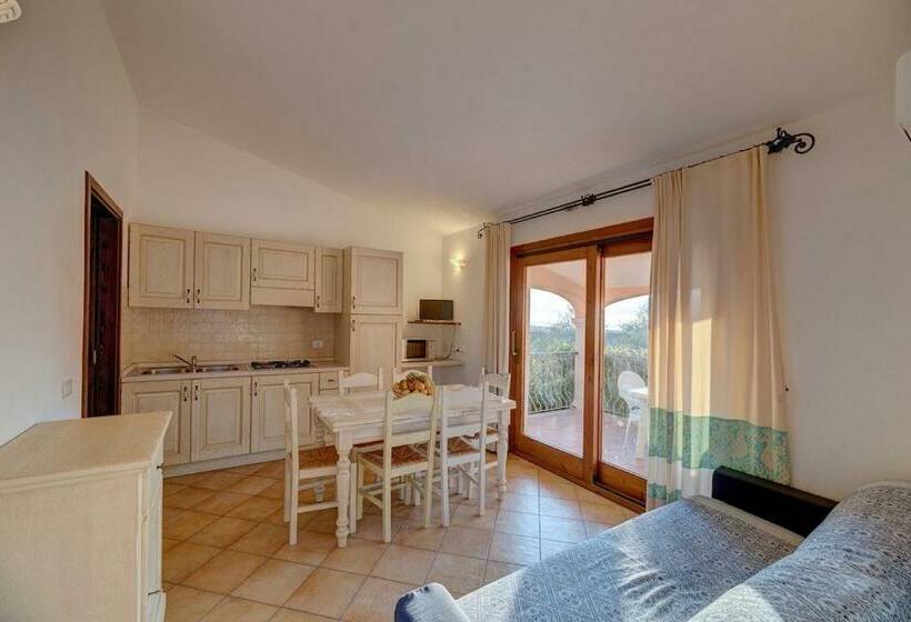 海の見える１ベッドルームアパートメント, Residence Con Piscina A Badesi, Appartamenti Con Wifi E A.c