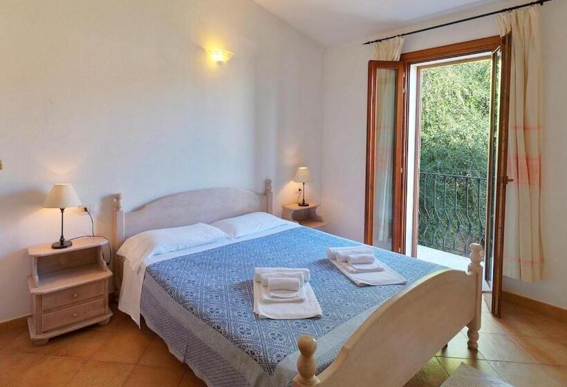 آپارتمان 1 خوابه با چشم‌انداز دریا, Residence Con Piscina A Badesi, Appartamenti Con Wifi E A.c