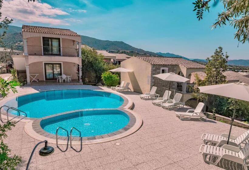 海の見える１ベッドルームアパートメント, Residence Con Piscina A Badesi, Appartamenti Con Wifi E A.c