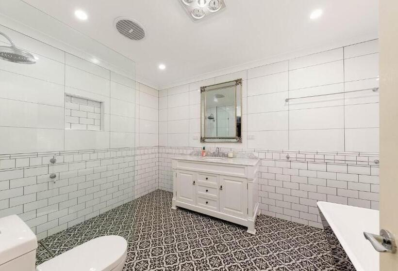 בית, חדר שינה 1, The Wonder Farm