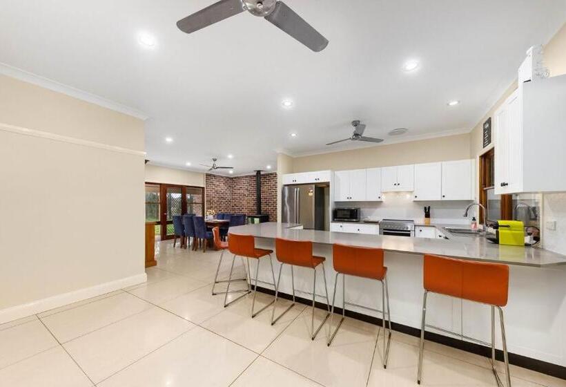 בית, חדר שינה 1, The Wonder Farm