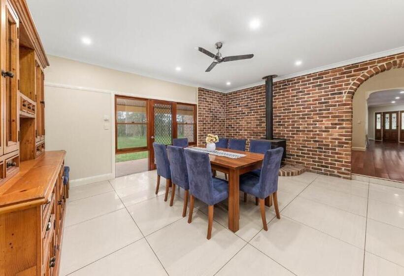 בית, חדר שינה 1, The Wonder Farm