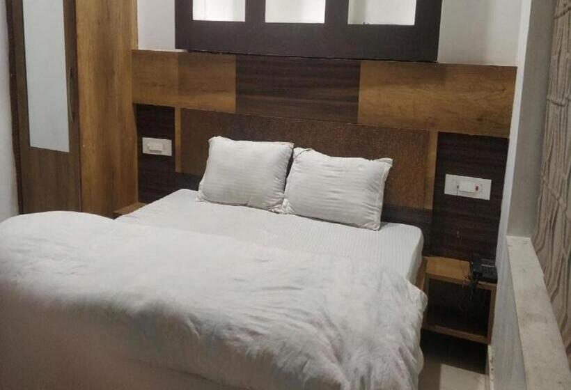 高级大房间, Bansal Residency, Sirsa