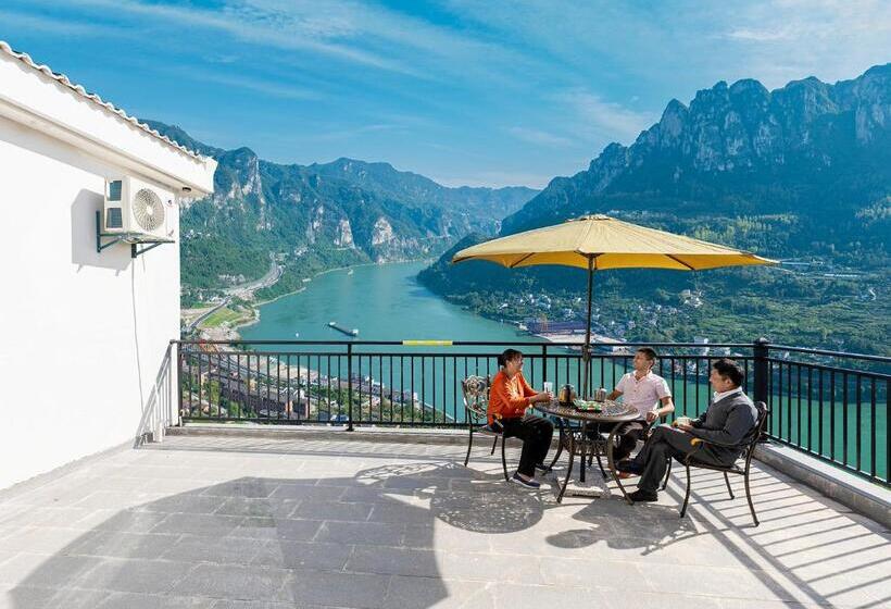 Deluxe room with river view, 悠然江景客栈 三峡店