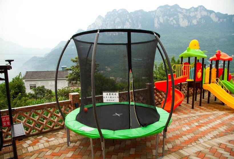 Pokój Rodzinny, 悠然江景客栈 三峡店